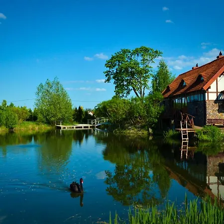 Villa Dom Na Wodzie Mazury Dzwierzuty Exterior foto